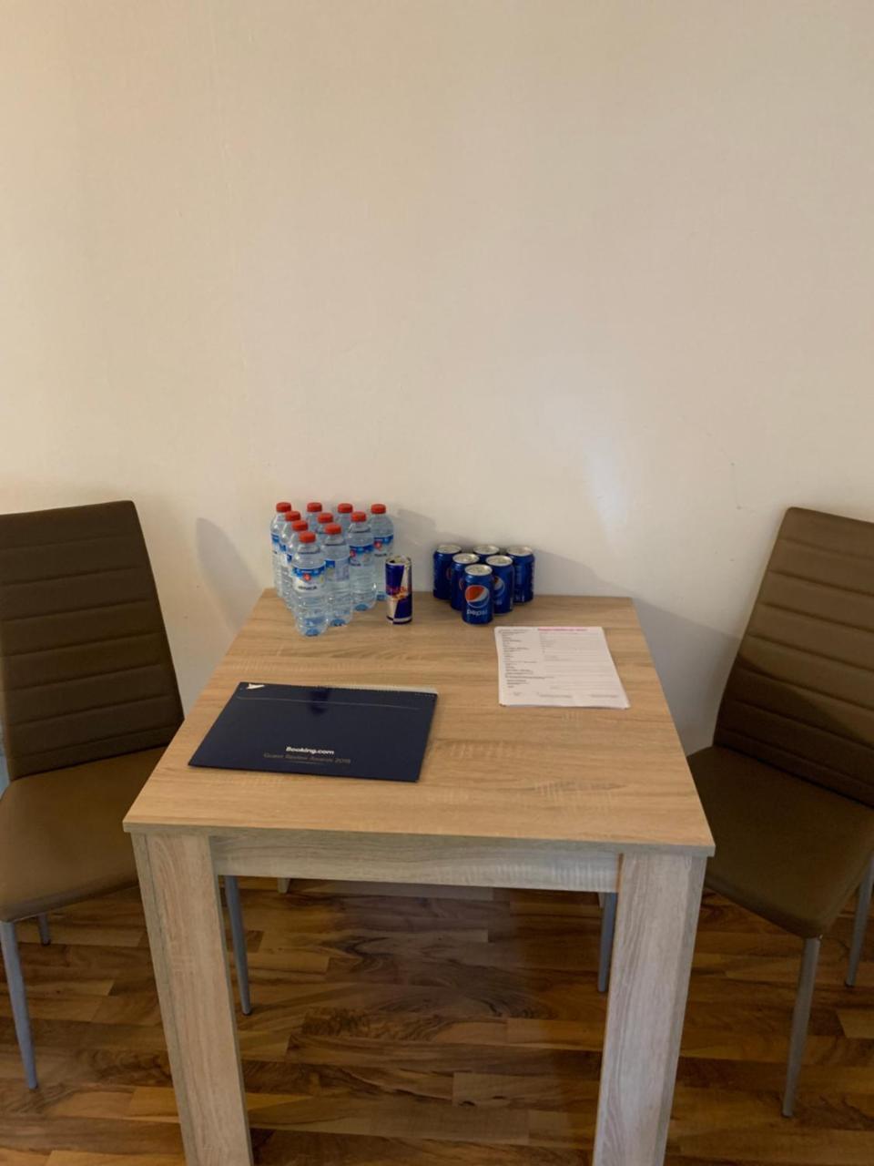 Kn Kahtan Boarding House Lejlighed München Eksteriør billede