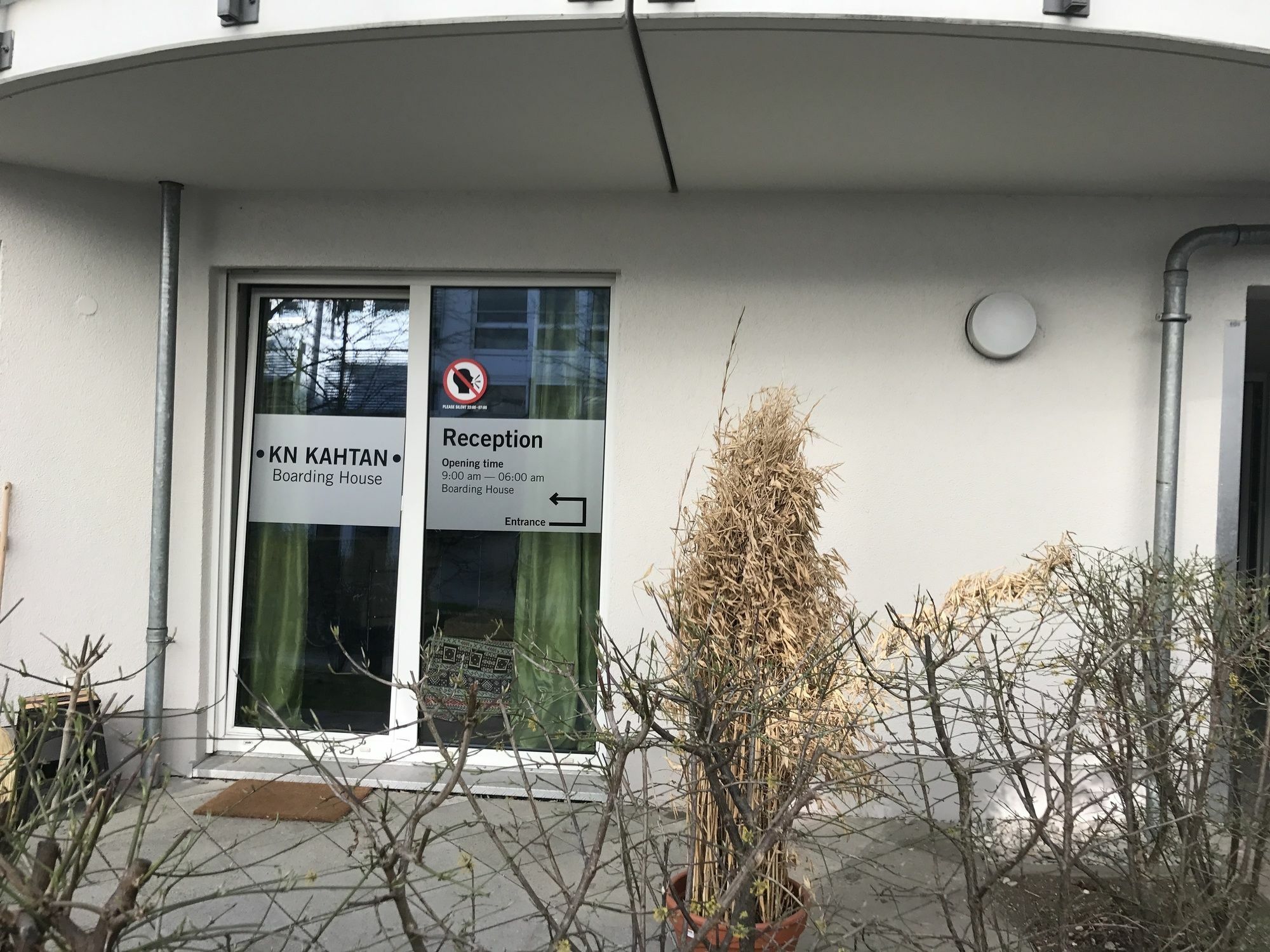 Kn Kahtan Boarding House Lejlighed München Eksteriør billede