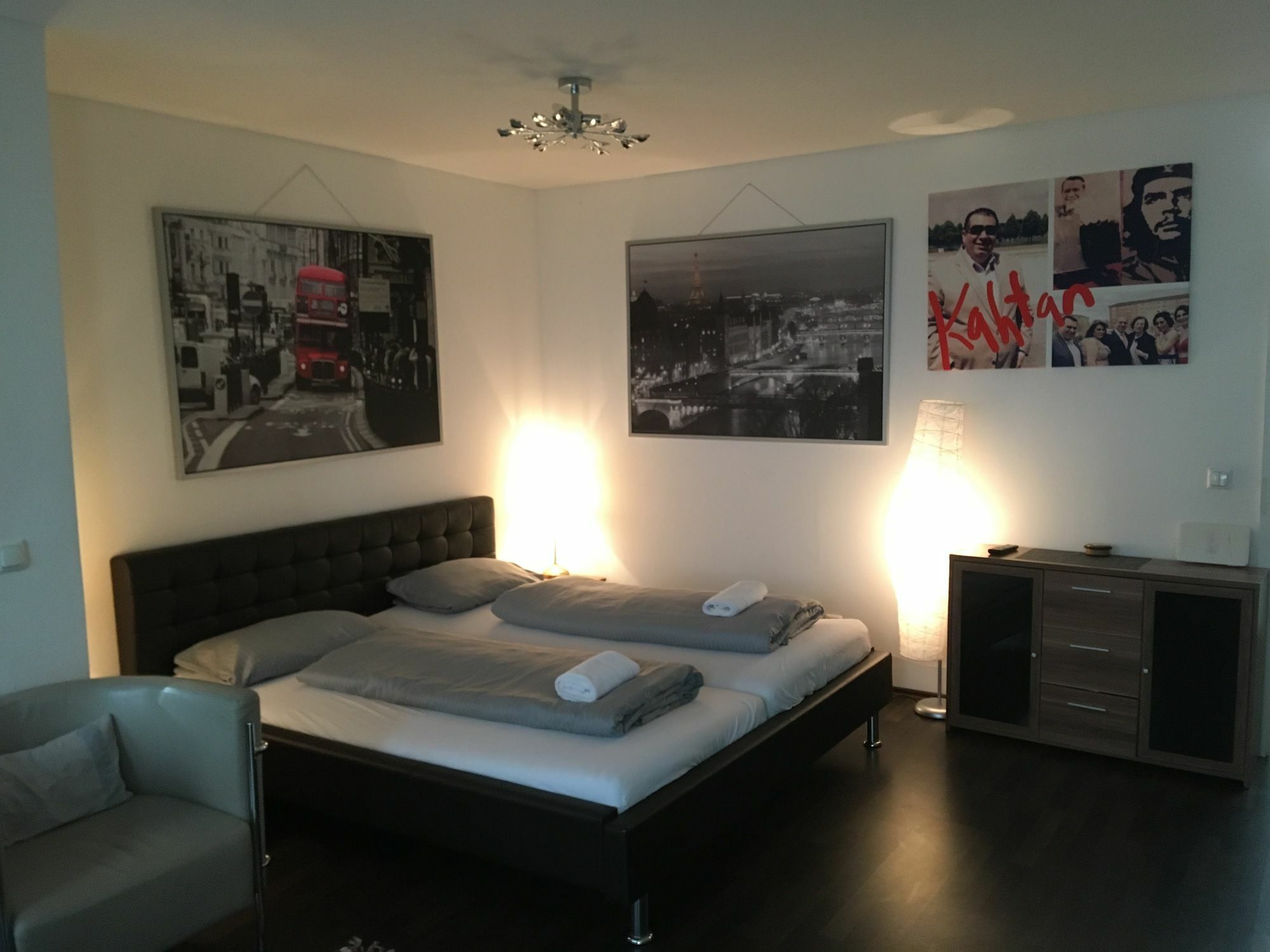 Kn Kahtan Boarding House Lejlighed München Eksteriør billede