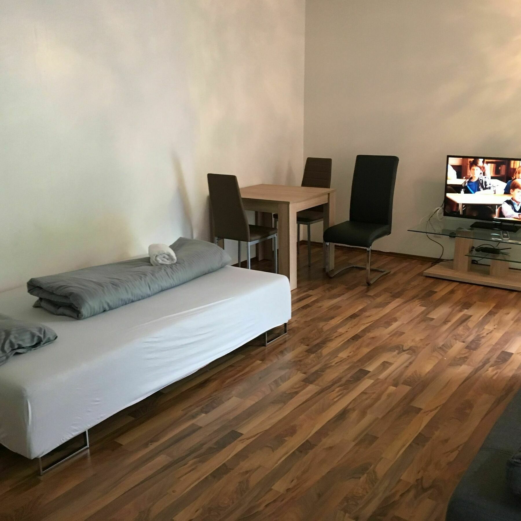 Kn Kahtan Boarding House Lejlighed München Eksteriør billede