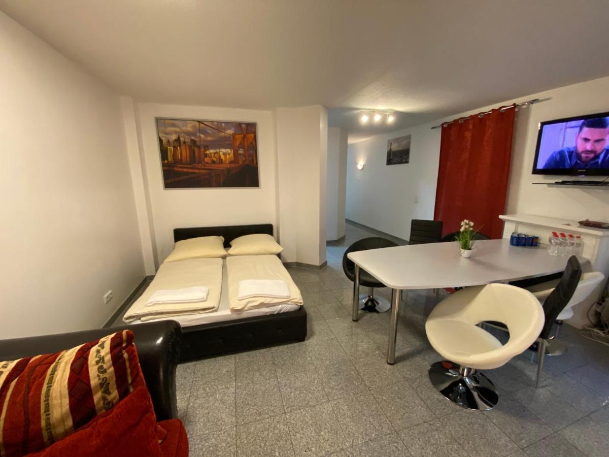 Kn Kahtan Boarding House Lejlighed München Eksteriør billede